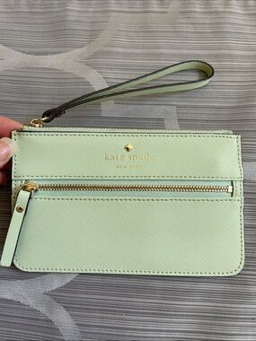 kate spade mint green leather wristlet clutch excellent condition!
